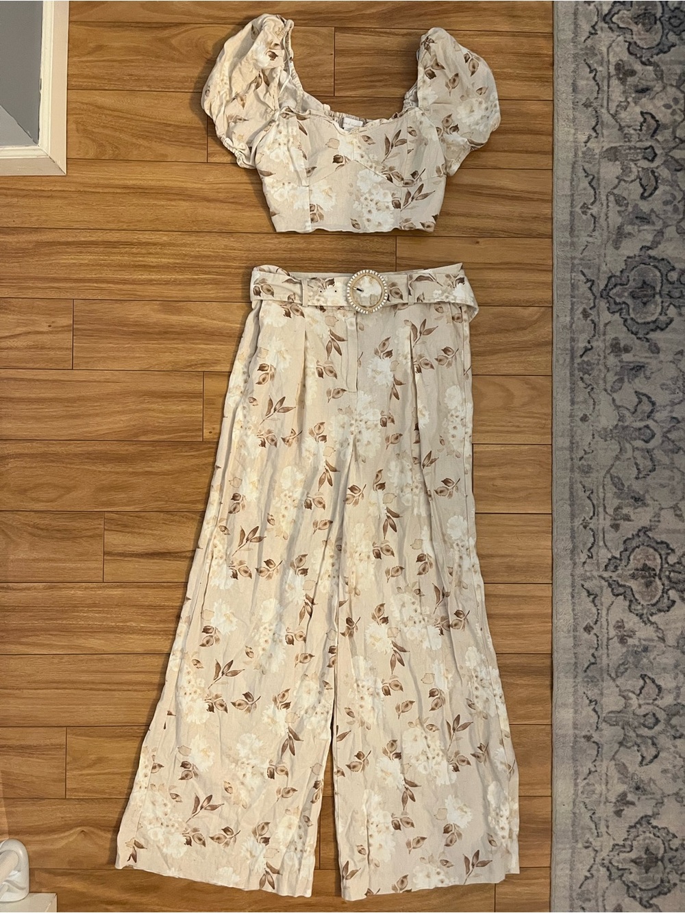 House of Harlow 1960 Cream Floral Two-Piece Set